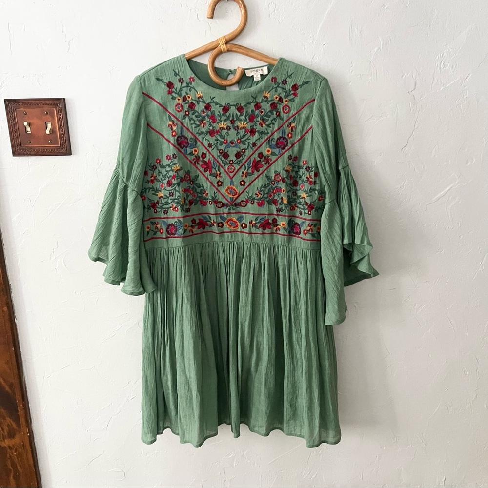 Umgee Floral Embroidered Green Flowy Mini Dress 1/2 Sleeve Medium Boho